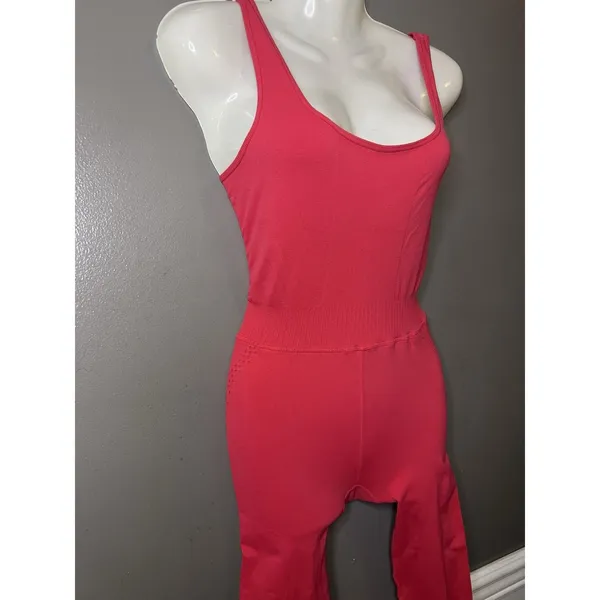 FP Movement Women XS/Small Red Sleeveless Scoop Neck Criss Cross Back Activewear - Image 4
