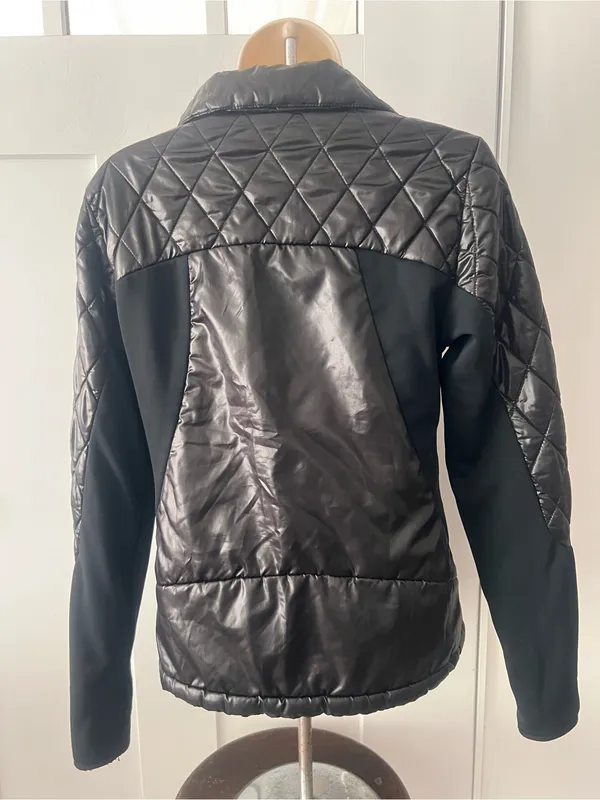 GAP Black Quilted Hybrid Zip Jacket - Image 2