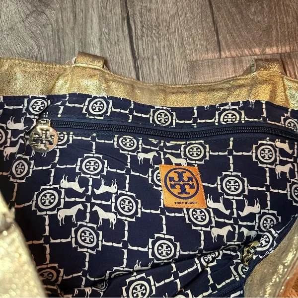 TORY BURCH Tote Bag Cable Knit METALLIC GOLD TRIM Wool Silk Lining Horse READ! - Image 13