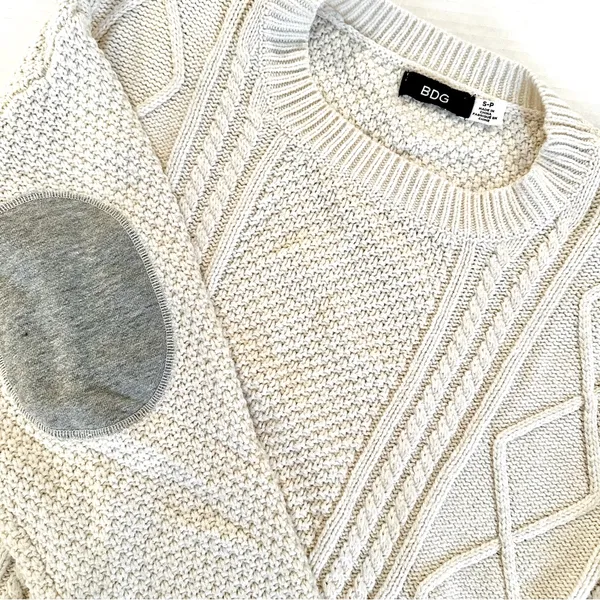 BDG Urban Outfitters Cable Knit Elbow Patches Sweater Women's Small Cream‎ Y2K - Image 3