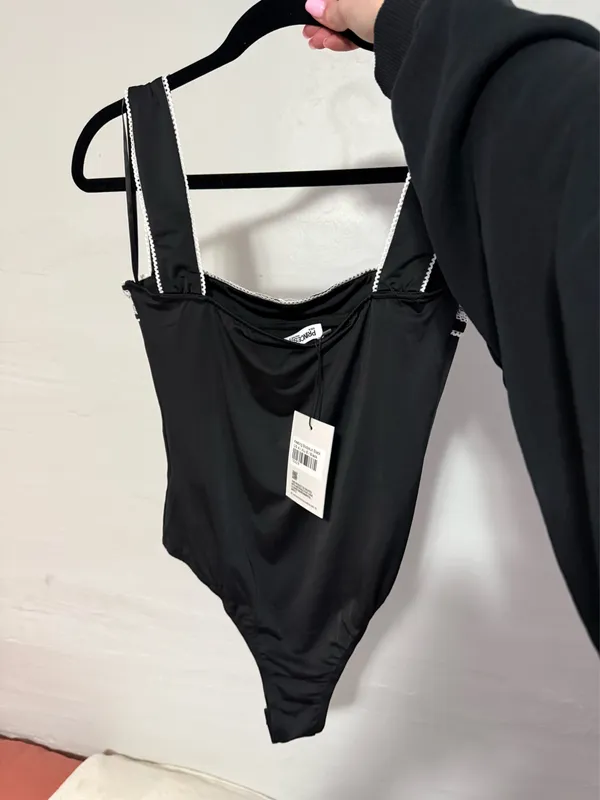 Princess Polly Bodysuit Black - Image 2
