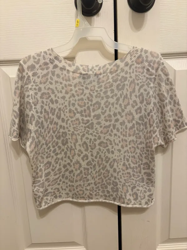 Olivaceous Cheetah Top - Image 2