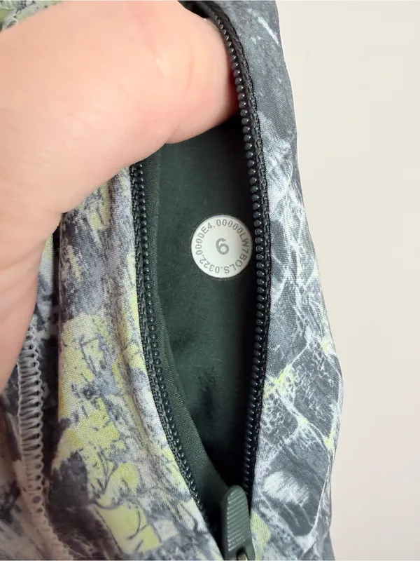 Lululemon Track That Mid-Rise Lined Short 5" - Image 4