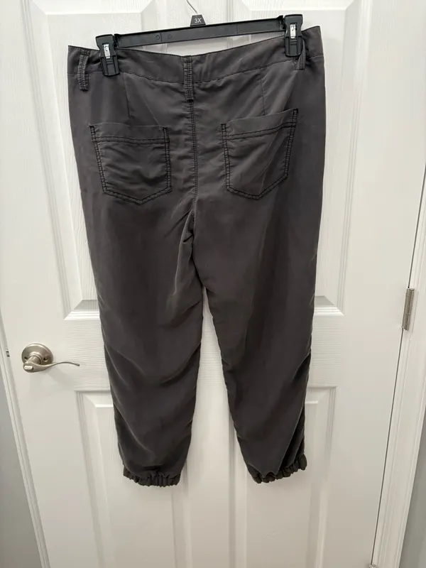 Loft size 6 gray joggers NWOT - Image 3