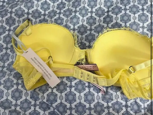 Victoria's Secret Yellow Push Up Bra - Image 2