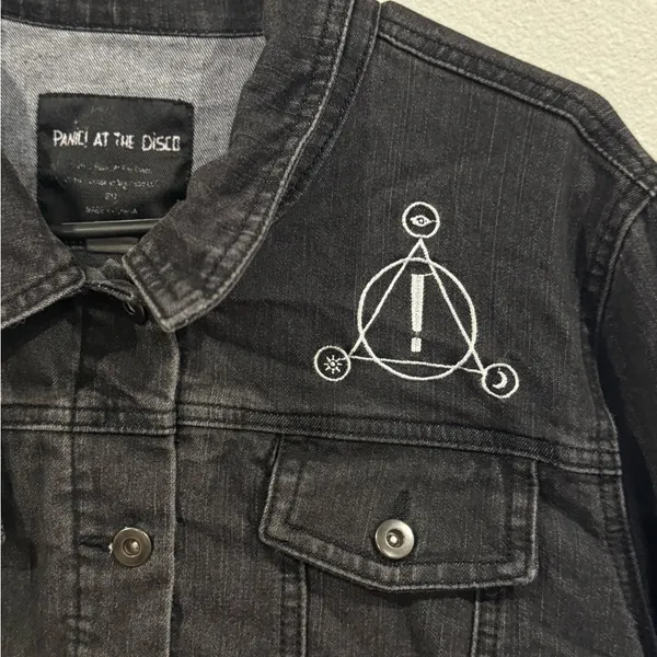 Panic At The Disco Denim Jacket XL NWOT Hot Topic Rare - Image 3
