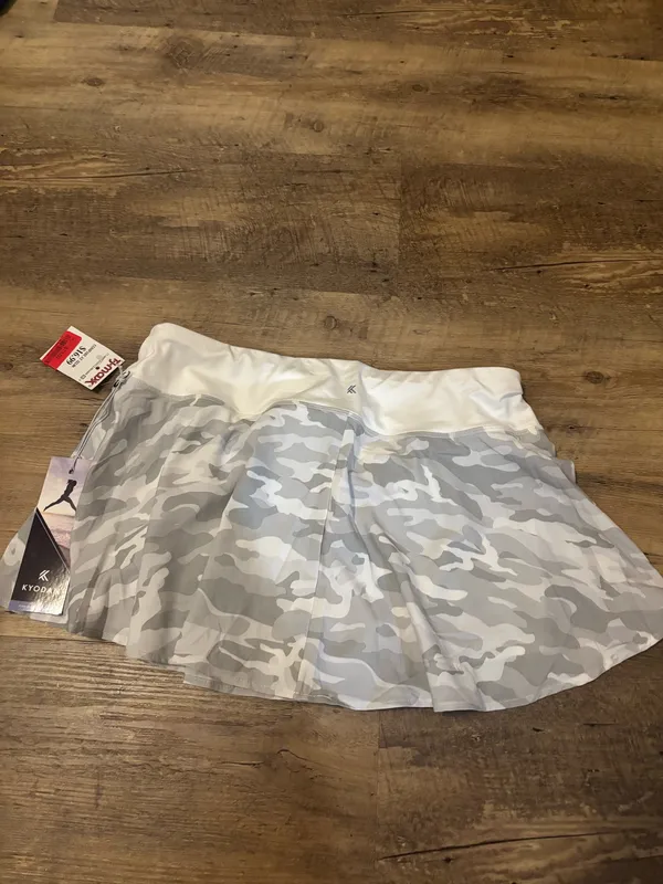 Kyodan camo skort  - Image 2