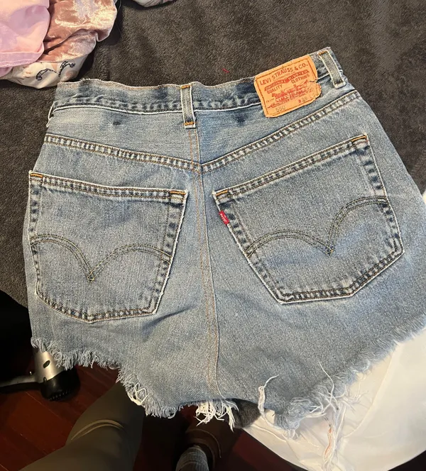 Levi’s Shorts - Image 2
