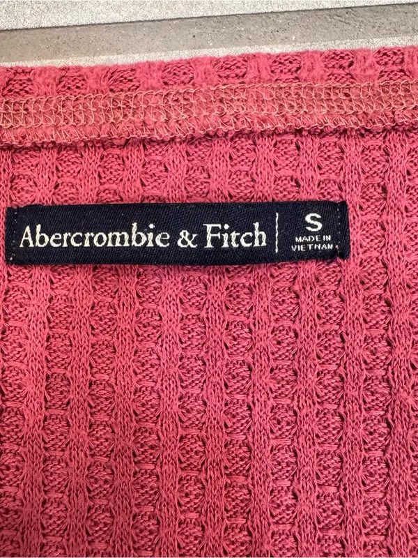 Abercrombie & Fitch Women's V-Neck Waffle Knit Sweater - Rose - Image 3