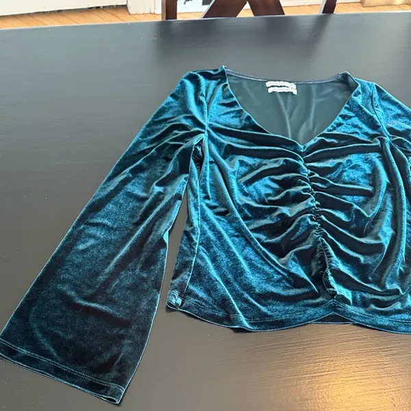 Urban outfitters Elegant Teal Velvet Women's‎ Top - Image 3