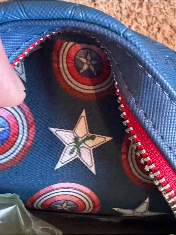 Lounge Fly NWT Captain America Themed Men's Backpack - Blue & Red - Image 9