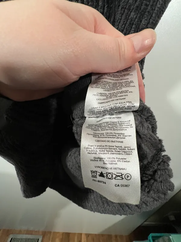 Fluffy Vest With Big Collar Size Medium Dark Gray - Image 6