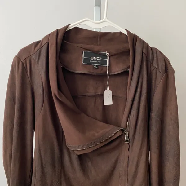 BNCI by Blanc Noir Moody Shabby Chic Moto Asymmetric Faux Suede Drape‎ Jacket M Brown - Image 2
