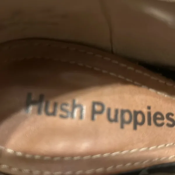 Black ankle strap hush puppies pumps size 6 - Image 6