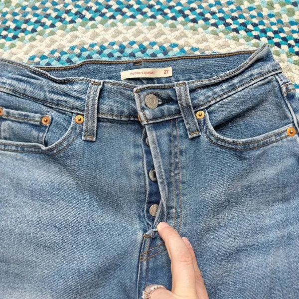 Levi‎ Wedgie Straight Jeans - Image 5