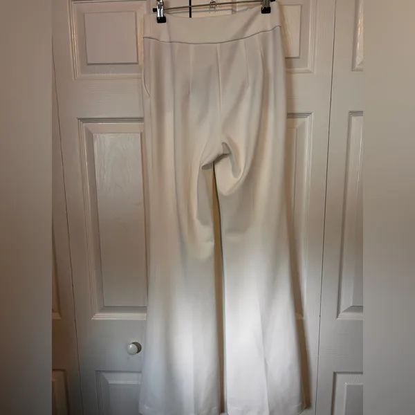 Express Women's Flare Wite Pants - Image 2