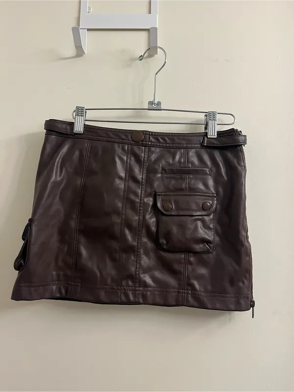 LPA Geronimo Faux Leather Mini Skirt XS - Image 3