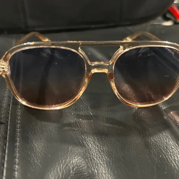 Stylish Brown Sunglasses - Image 4