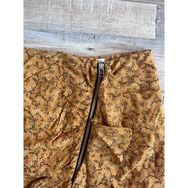 Veronica Beard Spencer Floral Print Ruffle Zip Font Skirt Size 2 Saffron - Image 3