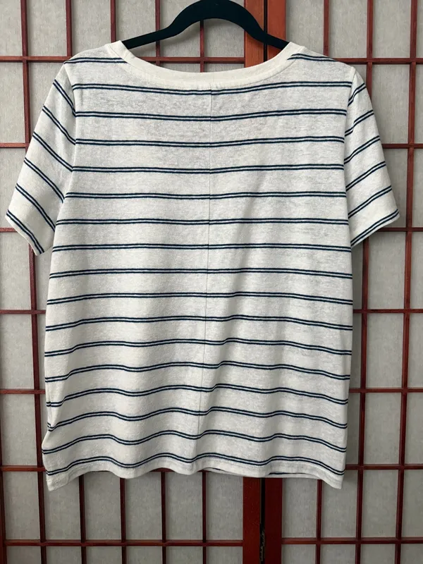 Gap linen blend navy and white stripe top size large - Image 6