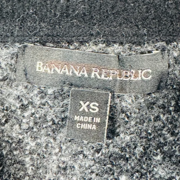 Banana Republic womens XS‎ black white plaid fuzzy wool blend crewneck pullover - Image 3