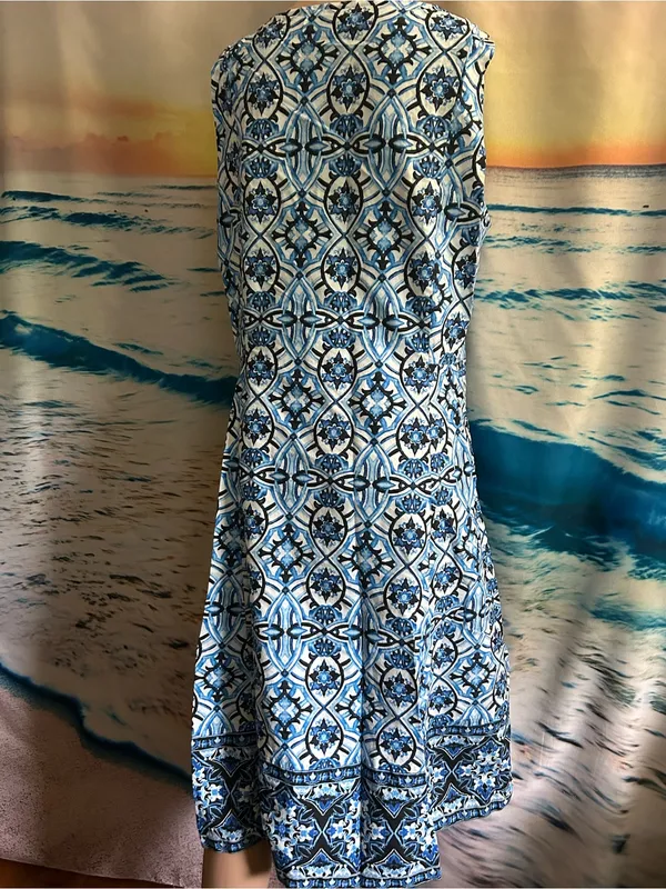 The Limited Women’s Blue & White Floral Sleeveless Printed A-Line Dress 14 - Image 2