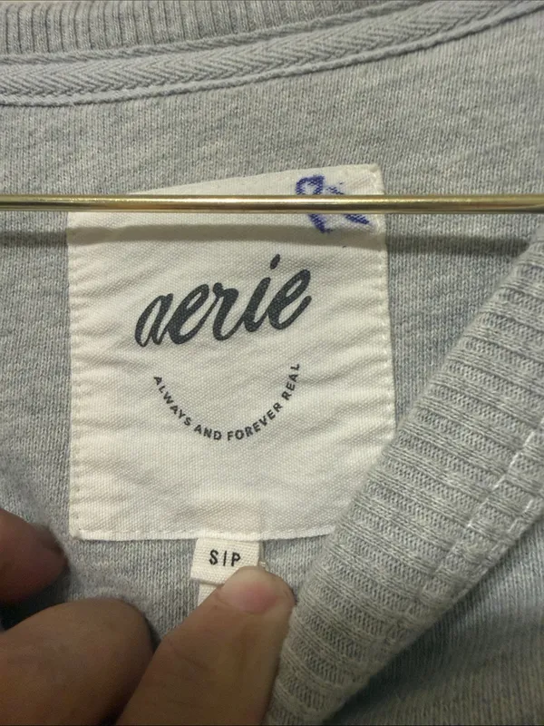 Aerie Womebs Crewneck Sweater in Light Gray - Image 2