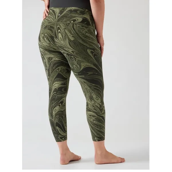 Athleta‎ Transcend 7/8 Tight 1X Sumi Marble Green Black Leggings - Image 2