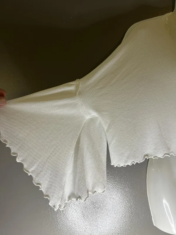 Altar'd State Blouse Womens XS White Ruffle Lettuce Hem Bell Sleeve Crop Top - Image 3