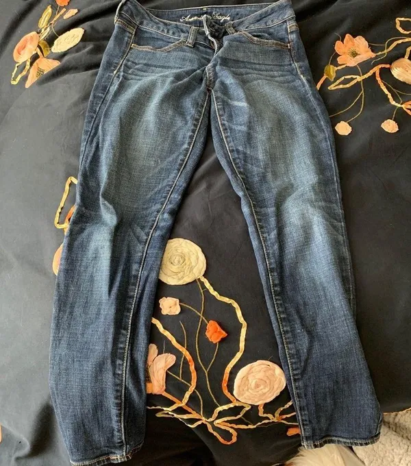 American Eagle Skinny jeans - Image 3