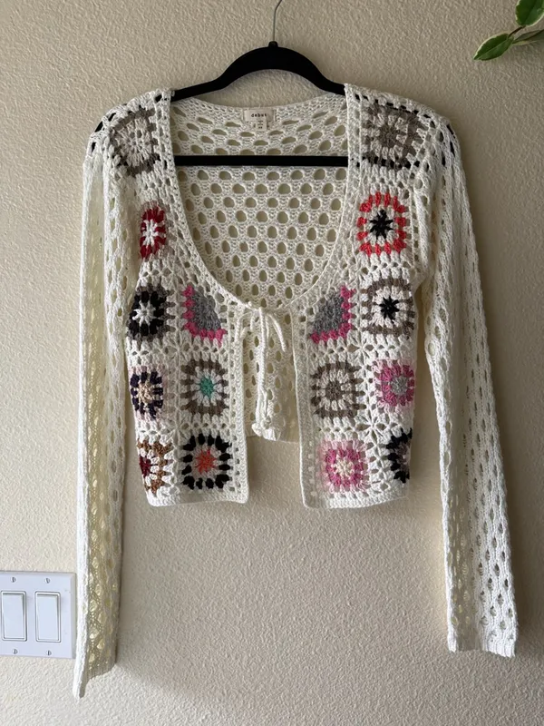 debut Crochet Openwork Tie-Front Cardigan with Floral Motifs - Image 2