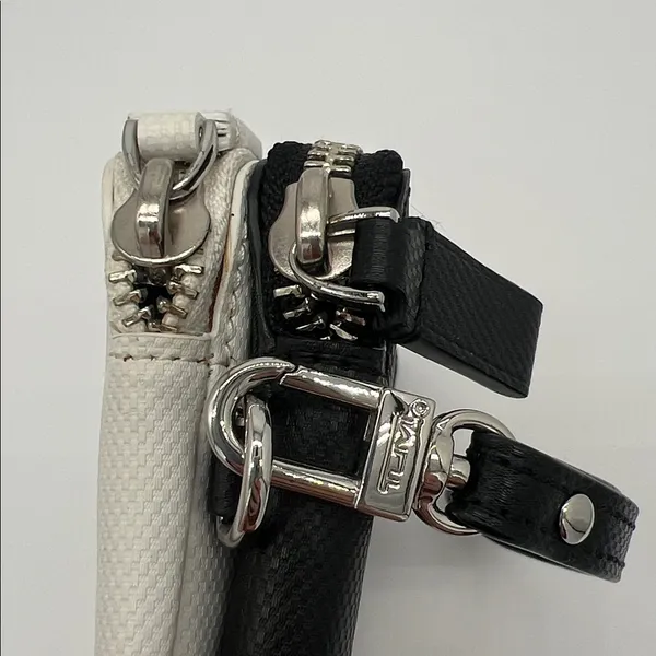 TUMI Double Zip Leather Phone Case Travel Wallet‎ Wrist Clutch - Image 4