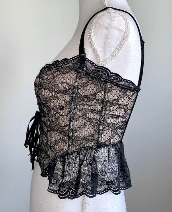 Y2K Victoria’s Secret Lace Corset - Image 3