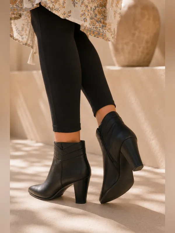 Worthington Madison Black Vegan Leather Block Heel Side Zip Ankle Booties 8 NIB - Image 3