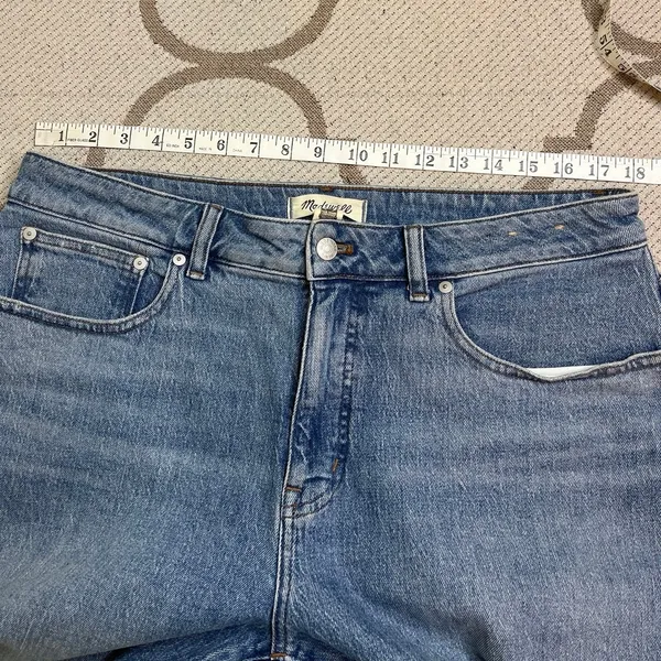 Madewell The Plus Curvy 90’s Straight Blue Jeans, size 14W, DM784, high-rise - Image 6