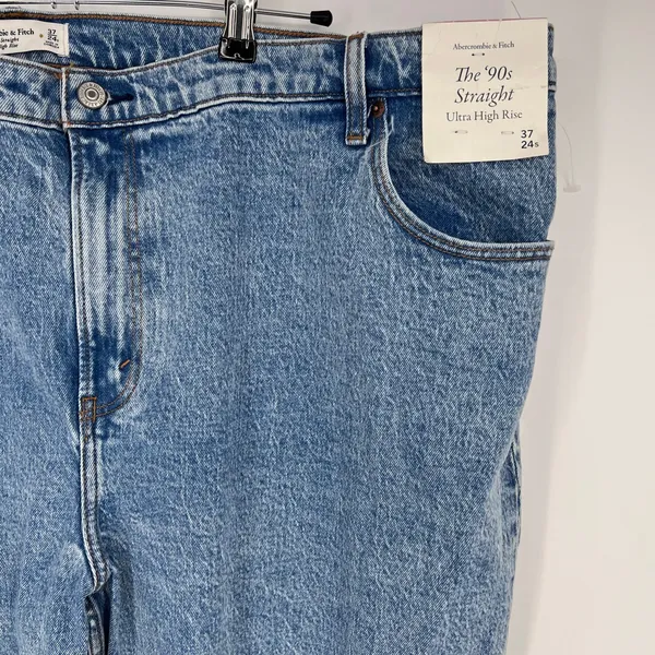abercrombie & fitch Curve Love Ultra High Rise 90s Straight Jean 37/ 24 short - Image 3