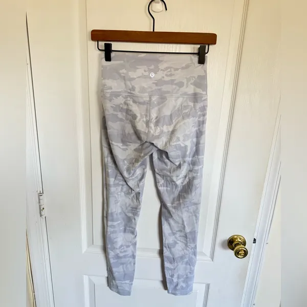 Lululemon Wunder Under Tight 25" Camo Jacquard Alpine White Camo - Image 5