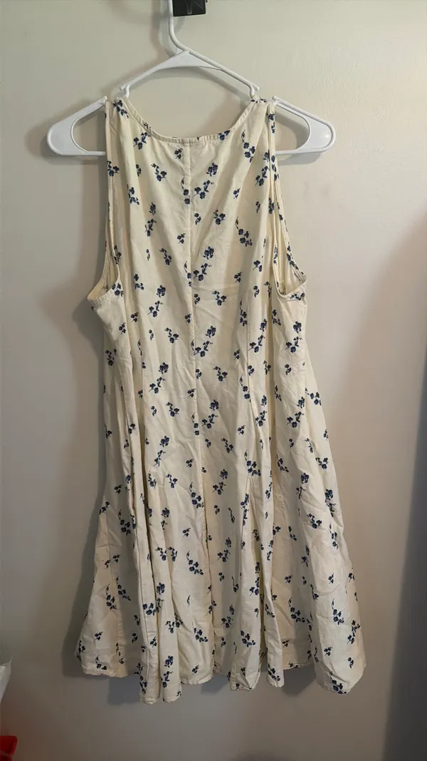 Universal Threads Dress Floral - Image 4