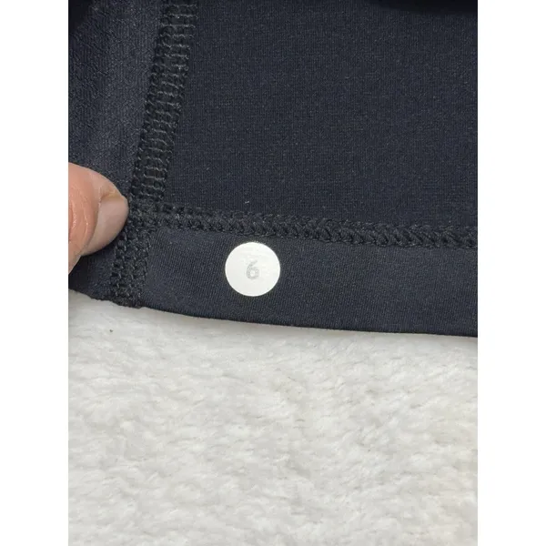 Lululemon Women's Cold Weather Running Half Zip Size 6 - Image 5