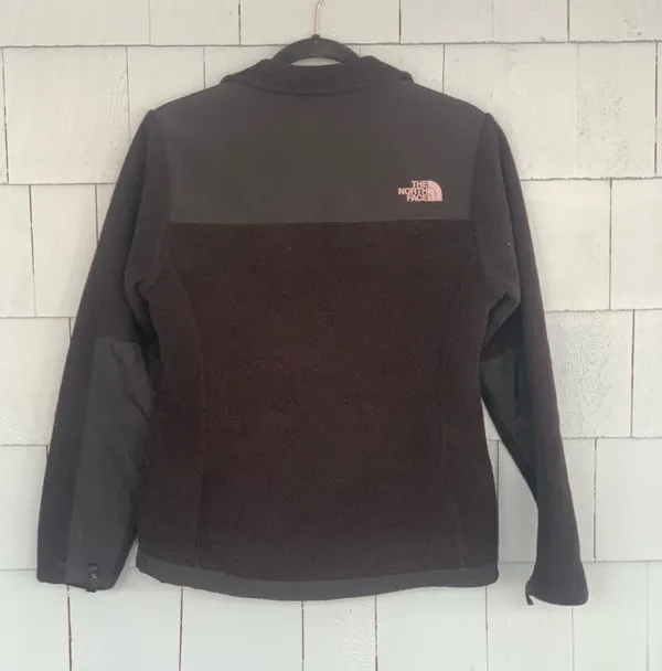 Women’s Small Black Northface Jacket  - Image 2