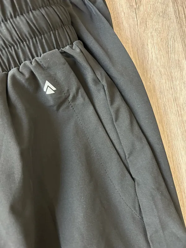 Black Athletic Joggers Size M - Image 2