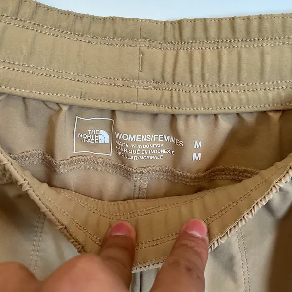 The North Face Hiking Joggers Tan Elastic Waist Pockets Medium Women Khaki Pants - Image 4