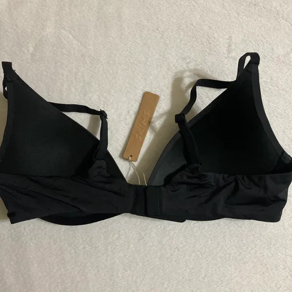 SKIMS Wireless Super Push Up Bra 36A - Image 4