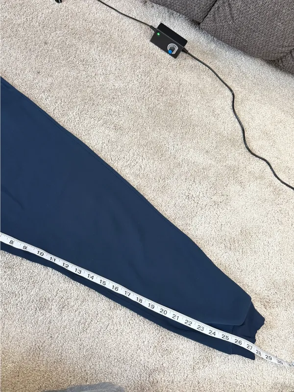 Lululemon Women’s On The Fly Jogger Pants Wrinkle-Free in True Navy 12 - Image 14