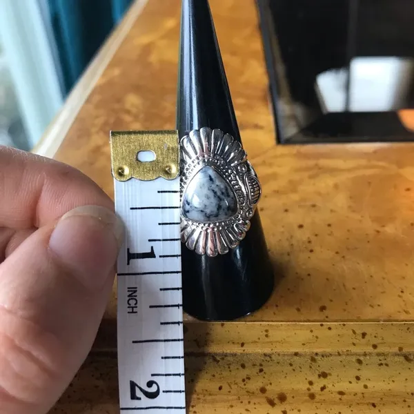 Natural White Buffalo Sterling Silver Ring Size 8 - Image 5