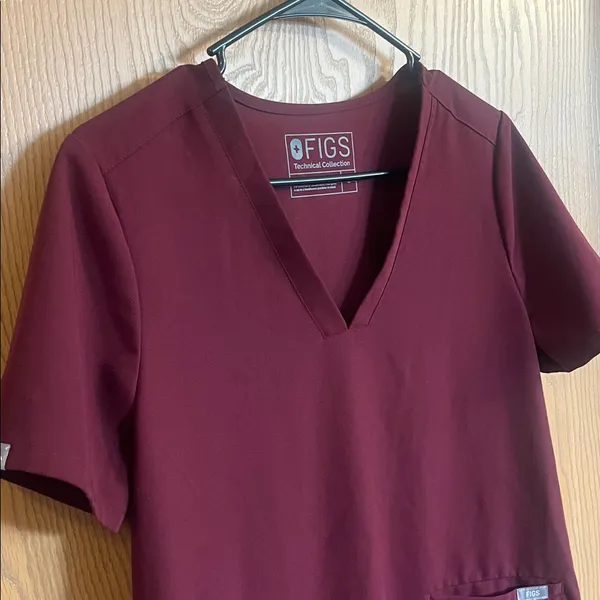 Figs Women's Burgundy Casma Three Pocket Scrub Top Small‎ - Image 3