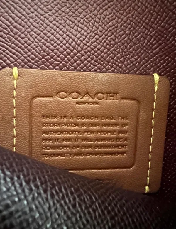Coach Willow Shoulder Bag - Image 4