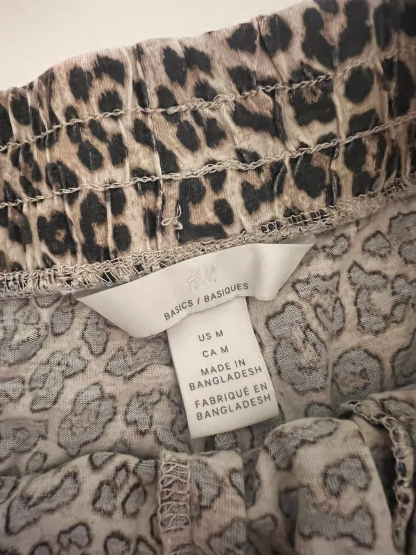 leopard shorts - Image 3