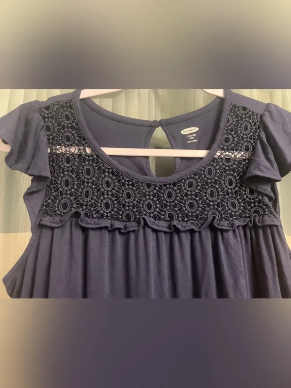 Old Navy Crochet Yoke Cap Sleeve Girls Dress - Image 2