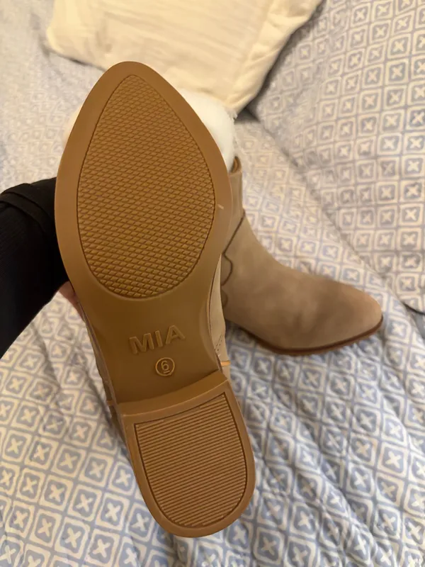 Brand new MIA boots - Image 3